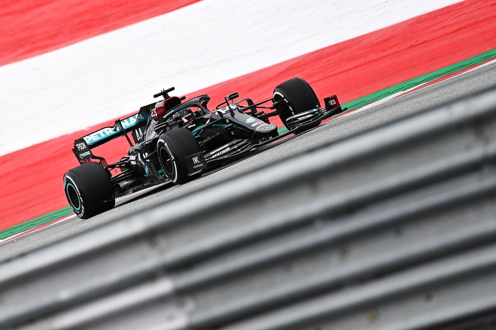 Gp Da Austria Hamilton Lidera Dobradinha Da Mercedes No Primeiro Treino Da F1 2020 Formula 1 Ge