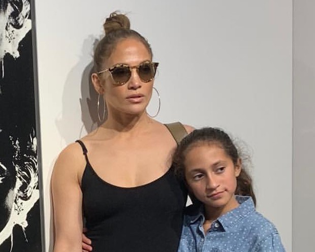 Jennifer Lopez e a filha, Emme (Foto: Reprodução/Instagram)