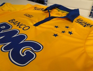 Raposa define fornecedor de material esportivo de 2015 até o fim de outubro