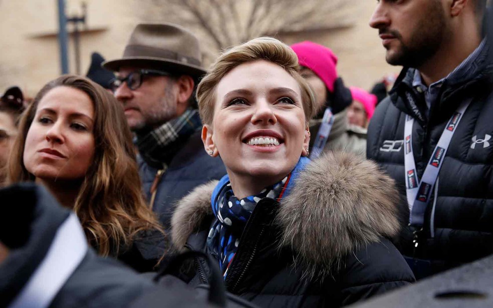 A atriz Scarlett Johansson participa da Marcha das Mulheres, em Washington (EUA) (Foto: REUTERS/Shannon Stapleton)