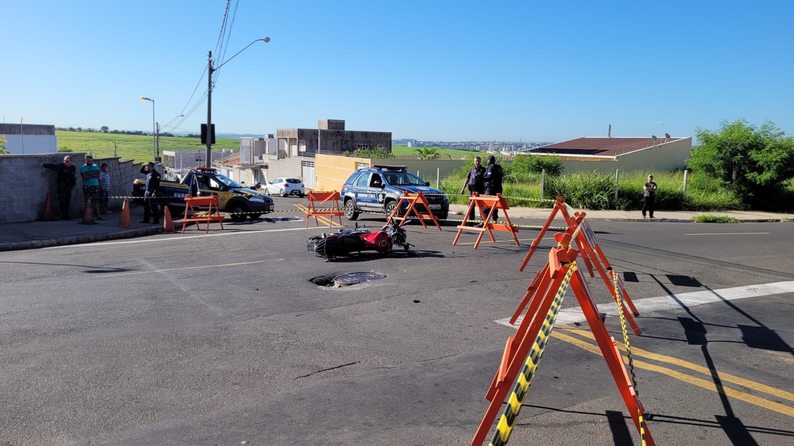 Colisão entre moto e carro deixa jovem morto em Paulínia