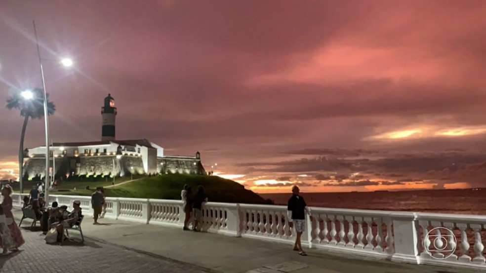 Fenômeno é registrado na Bahia — Foto: Reprodução/ TV Globo
