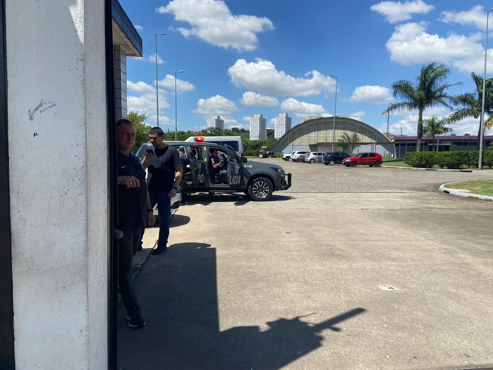 Surpresa e tensão com invasão geram indignação no Corinthians, que espera apoio da Polícia