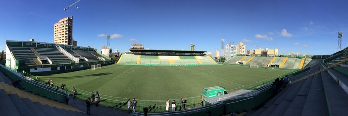 Arena Condá, o estádio da Chapecoense, pela manhã desta quarta-feira (Foto: David Abramvezt)