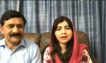Malala e Ziauddin Yousafzai (Foto: Reprodução)