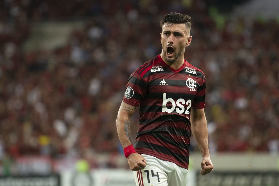 Mais Mobilidade Menos Controle As Mudancas Que Arrascaeta Provoca No Flamengo Painel Tatico Ge