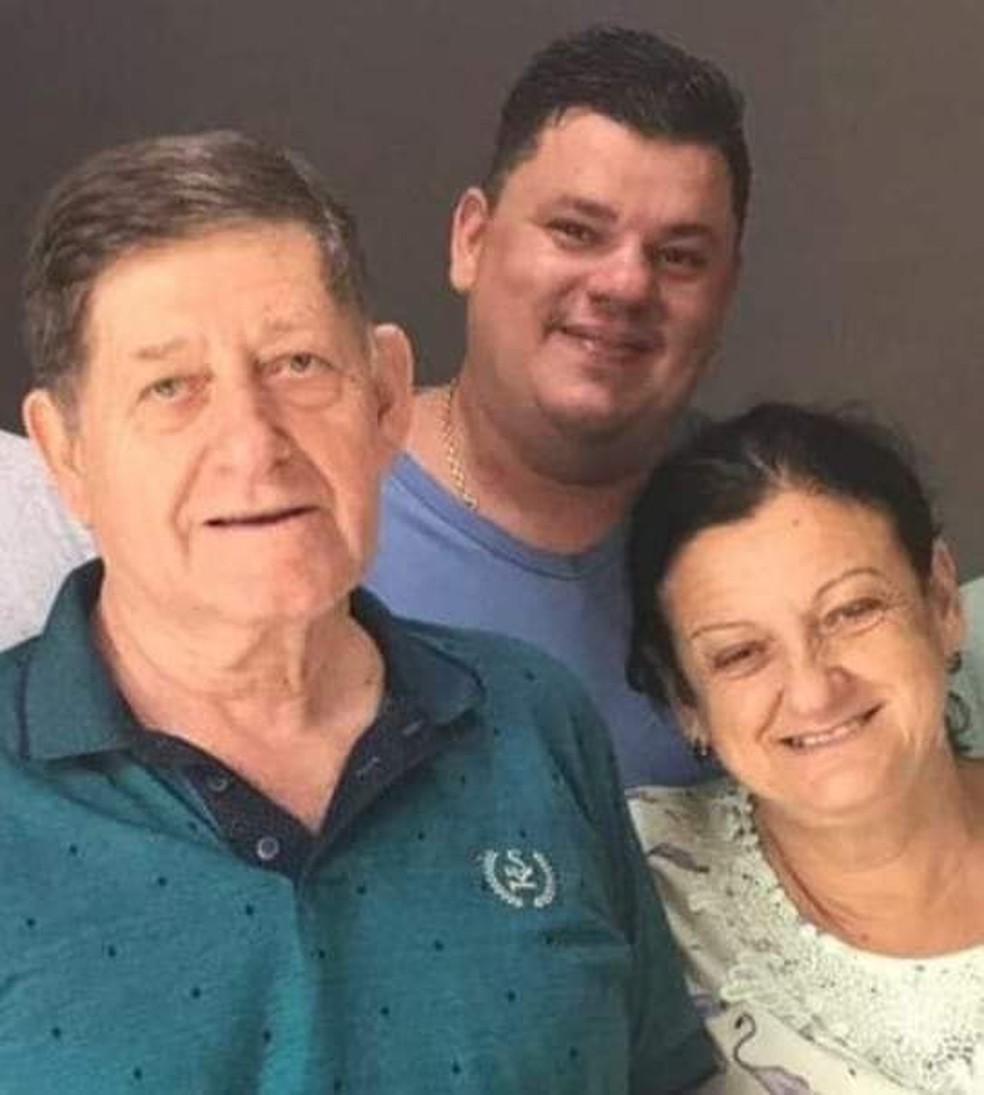 Vítimas fatais eram pai, mãe e filho, moradores de Dracena — Foto: Facebook 