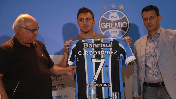 C. Rodríguez rechaça status de estrela no Grêmio e veste a 7: Sou mais um