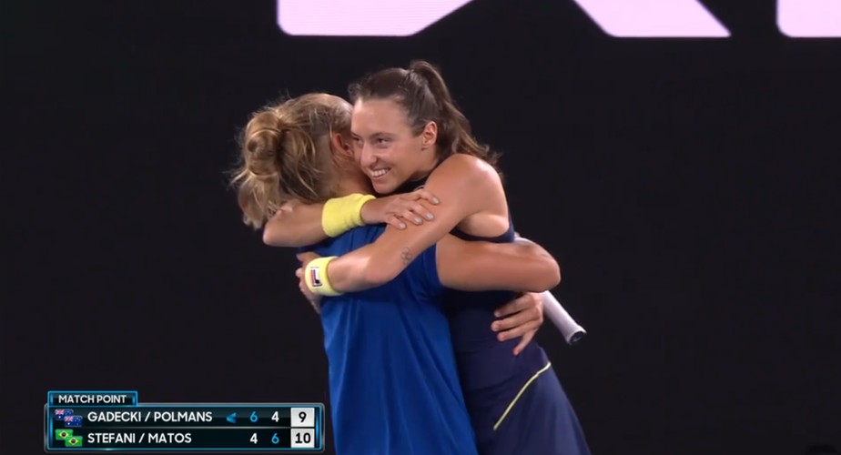 Matos e Stefani celebram vitória sobre dupla australiana