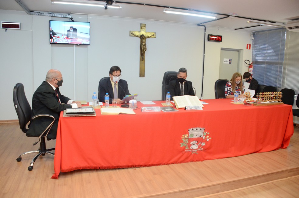 Projeto que dá nome de pesquisador a sítio paleontológico foi aprovado pela Câmara — Foto: Câmara Municipal de Presidente Prudente
