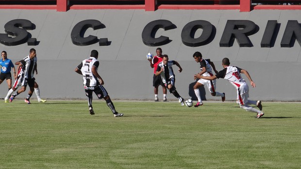 Corinthians-AL 2 x 0 ASA, no Nelsão (Foto: Leonardo Freire/GLOBOESPORTE.COM)