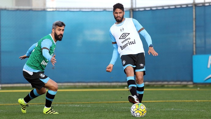 Wallace revê seu ex clube, e no Tricolor Gaúcho, ainda não perdeu para o time carioca