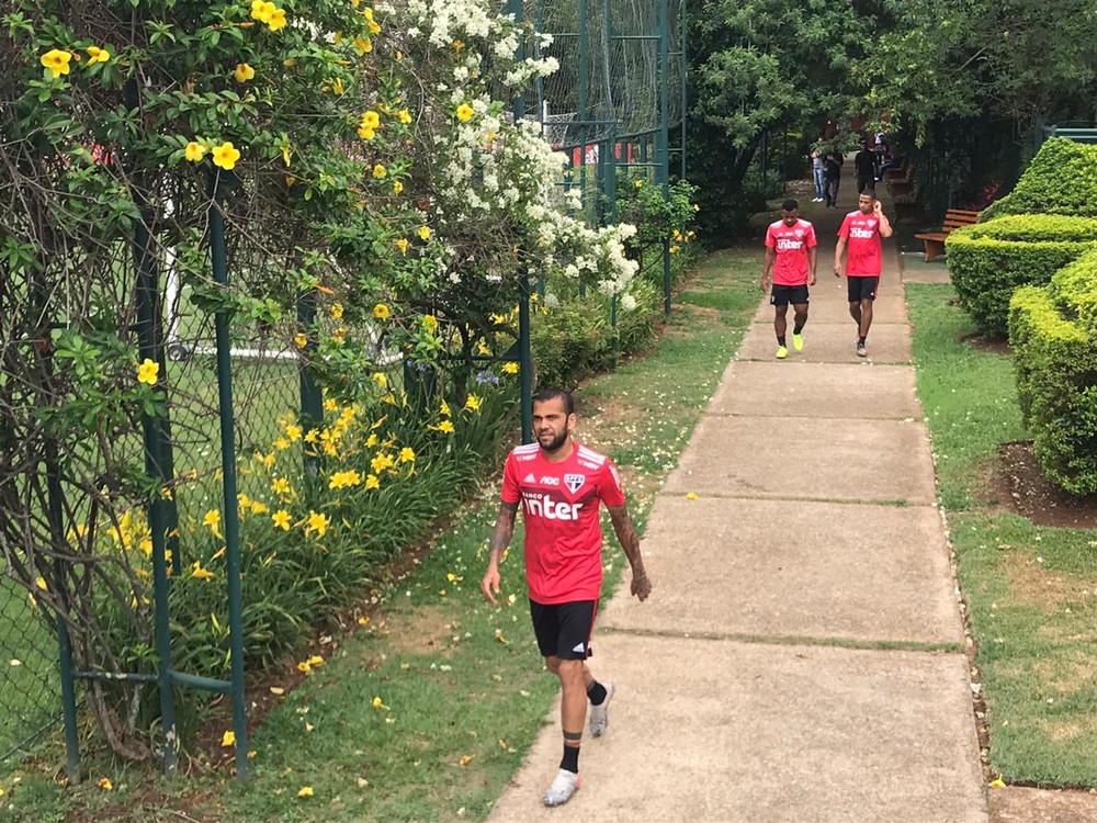 [COMENTE] Qual é a sua opinião sobre a nova camisa de treino do Tricolor?