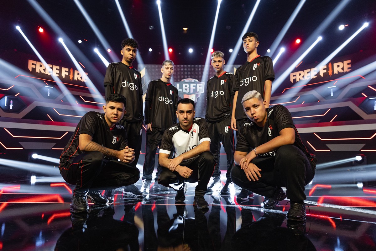 LBFF 7: B4 faz dobradinha e sobe na tabela;  Magic Squad segue na liderança |  Campeonatos