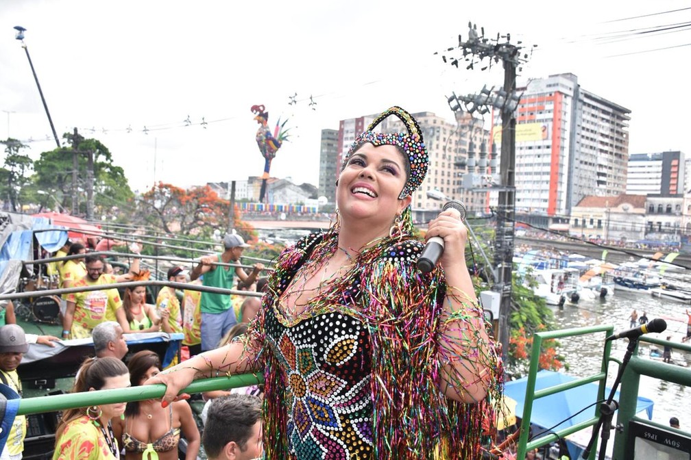 Fabiana Karla no carnaval do Recife — Foto: Felpe Souto Maior/AGNEWS