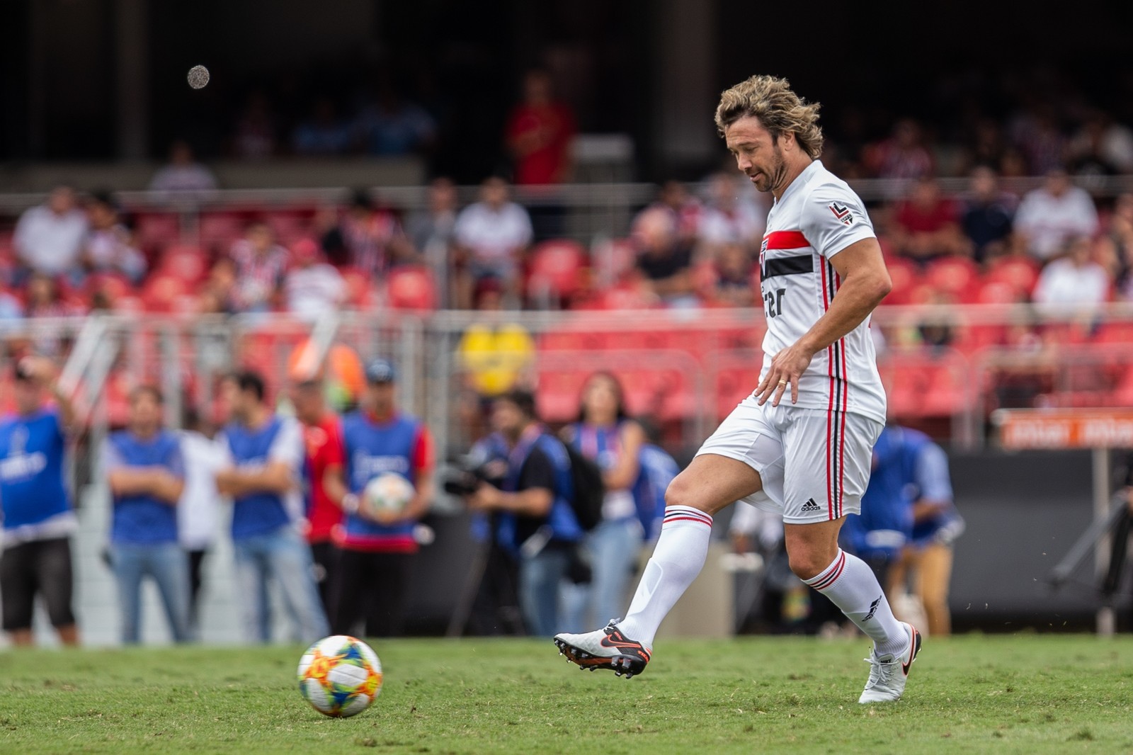 Lugano comemora presença nas seleções Paulista e do São Paulo do século