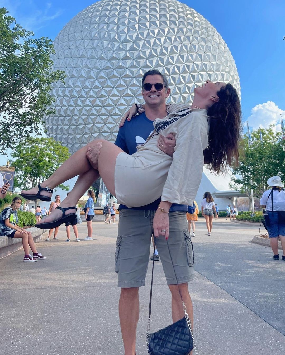 Leonardo Nogueira e Giovanna Antonelli na Disney (Foto: Reprodução Instagram)