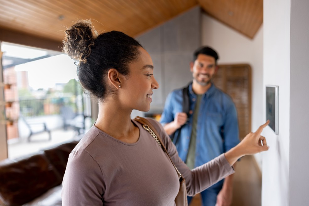 Produtos de casa inteligente estão com desconto na Amazon — Foto: GettyImages