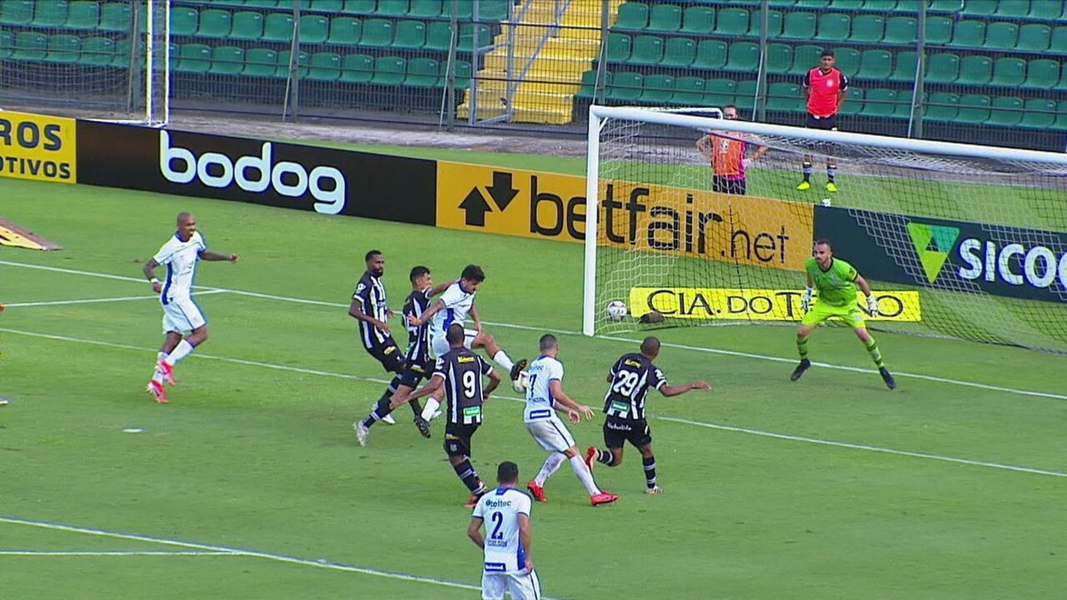 Claudinei Vê Gol Irregular Como Causa Da Derrota Do Avaí No Clássico E Pede Var Na Série B 0443