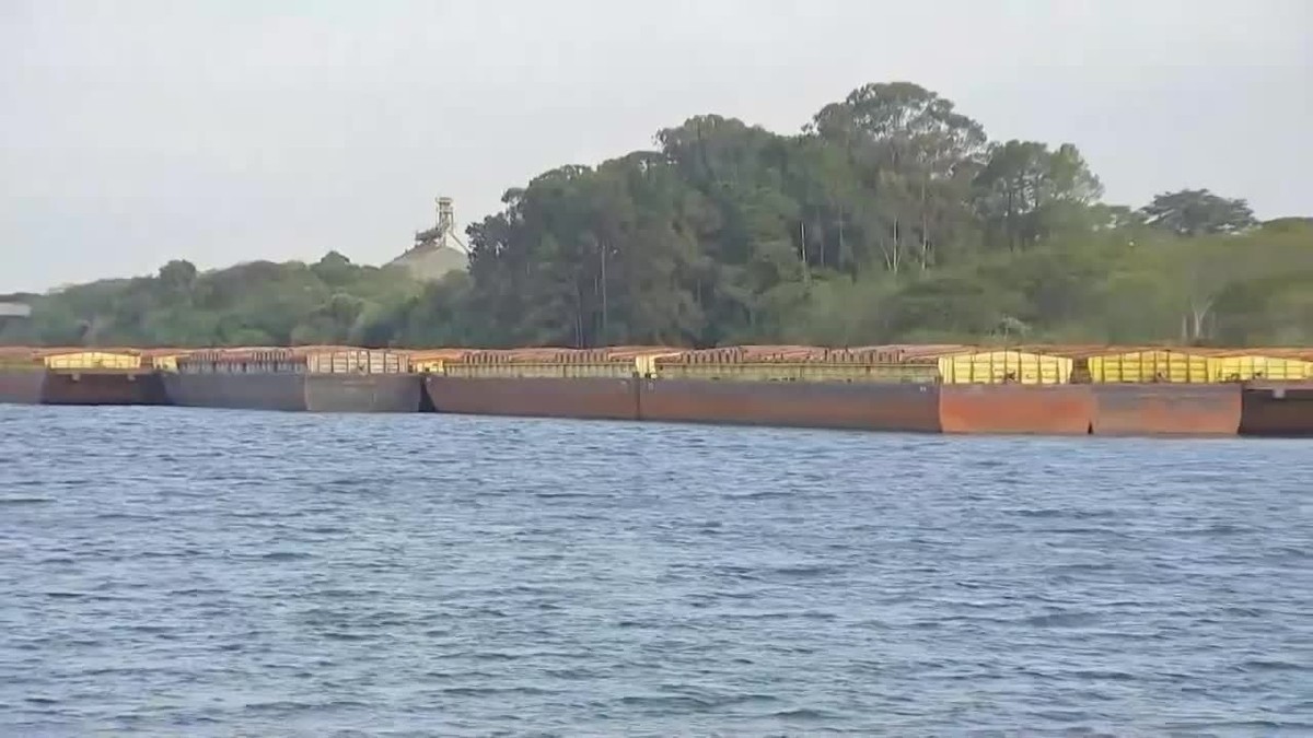 Seca afeta o transporte de cargas na Hidrovia Tietê-Paraná thumbnail