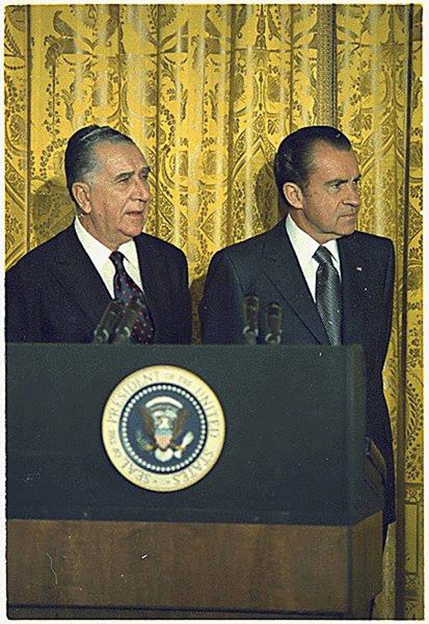 Garrastazú Médici e Ricahard Nixon na Casa Branca em dezembro de 1971: conversas sobre instabilidade boliviana, Itaipu e um golpe contra Salvador Allende (Foto: reprodução)
