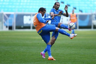 Barcos sente orgulho pela Argentina, mas brinca: Vamos falar de Grêmio?