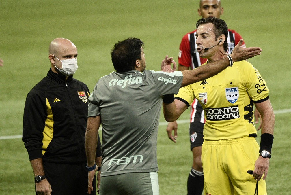 Após derrota em clássico, Palmeiras vive momento de alerta no começo da temporada 2021