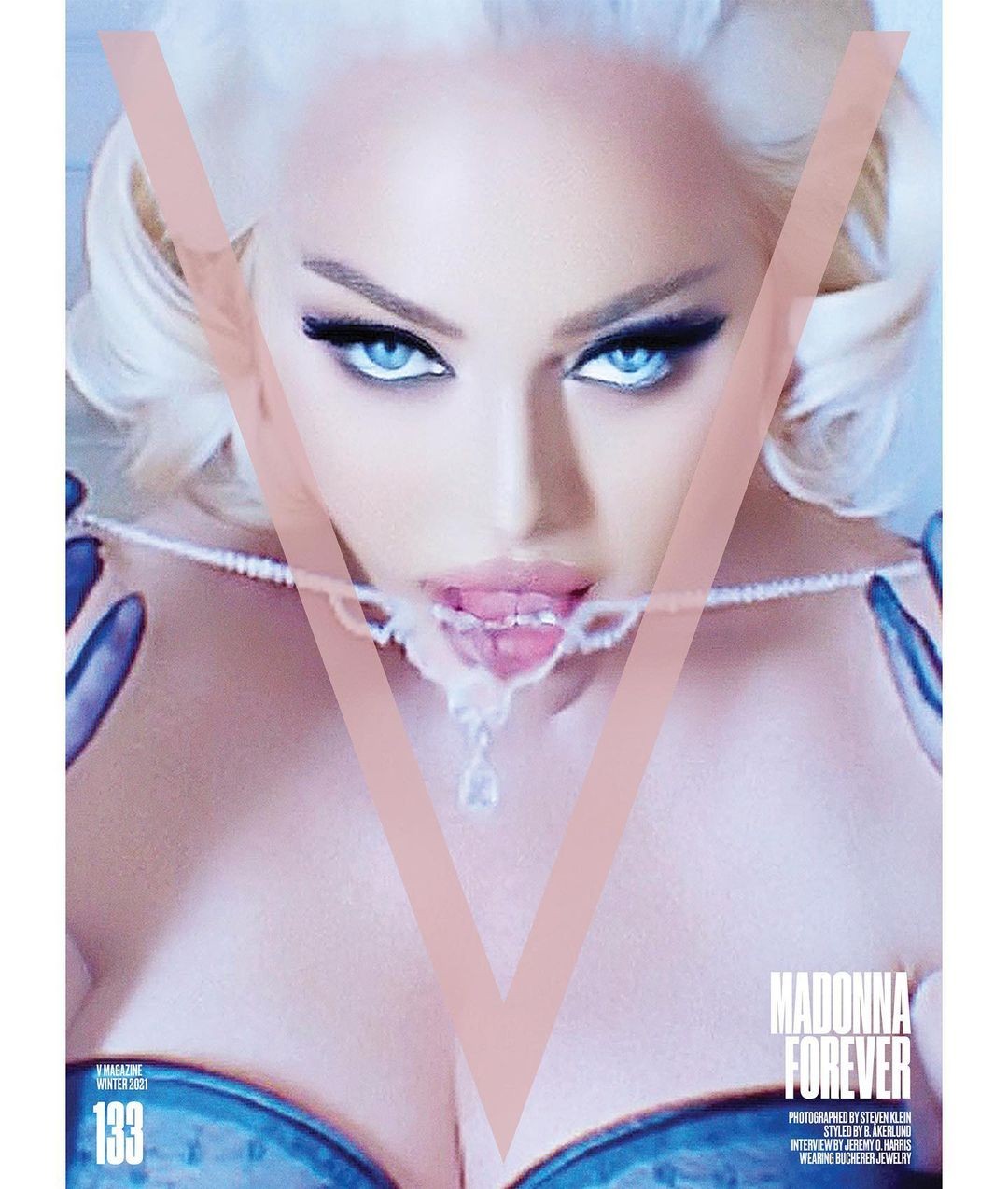 Madonna na capa da V Magazine (Foto: Reprodução Instagram / Steven Klein)