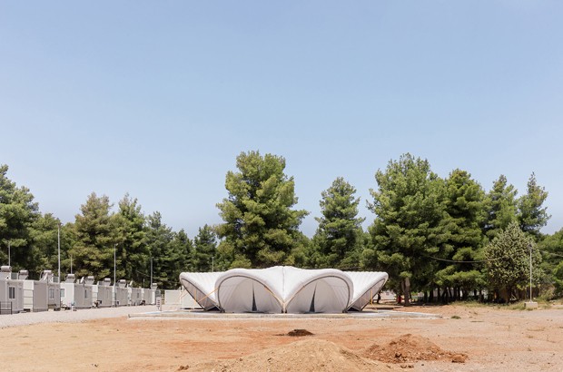 Designers criam tenda especial para campo de refugiados na Grécia (Foto: Reprodução)