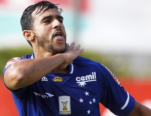 Vitória do Cruzeiro diante do Tupi marca retorno do Henrique Ceifador