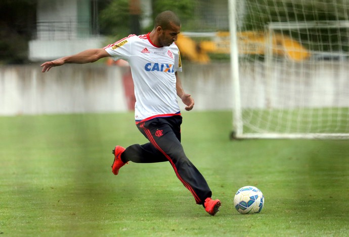 Emerson Sheik treino do Flamengo (Foto: Fabiano Rocha / Agência O Globo)