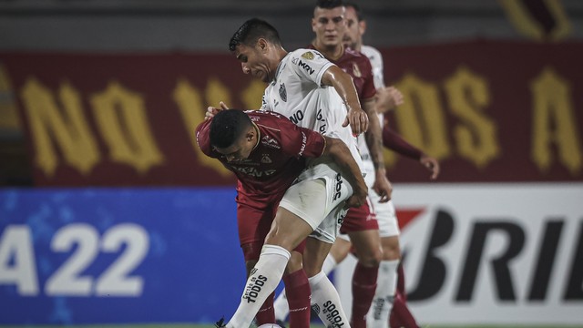 Junior Alonso em Tolima x Atlético-MG na Libertadores