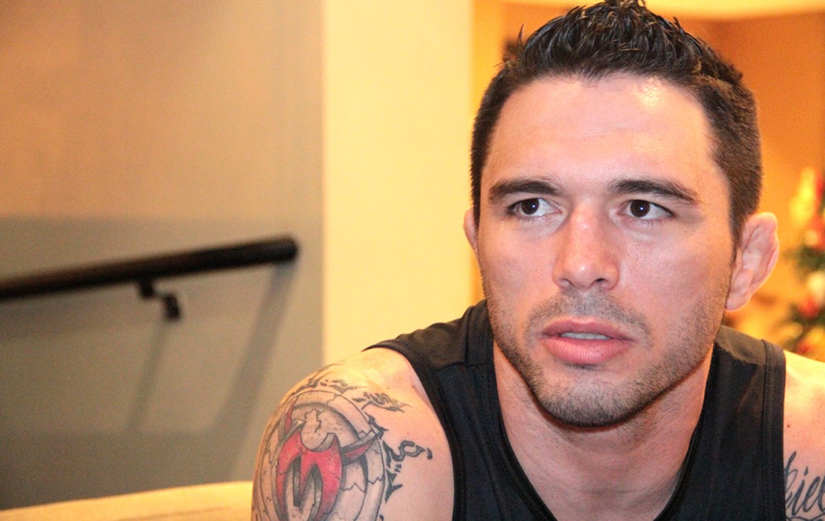 UFC confirma desligamento de Rony Jason, mas não cita caso de violência ...
