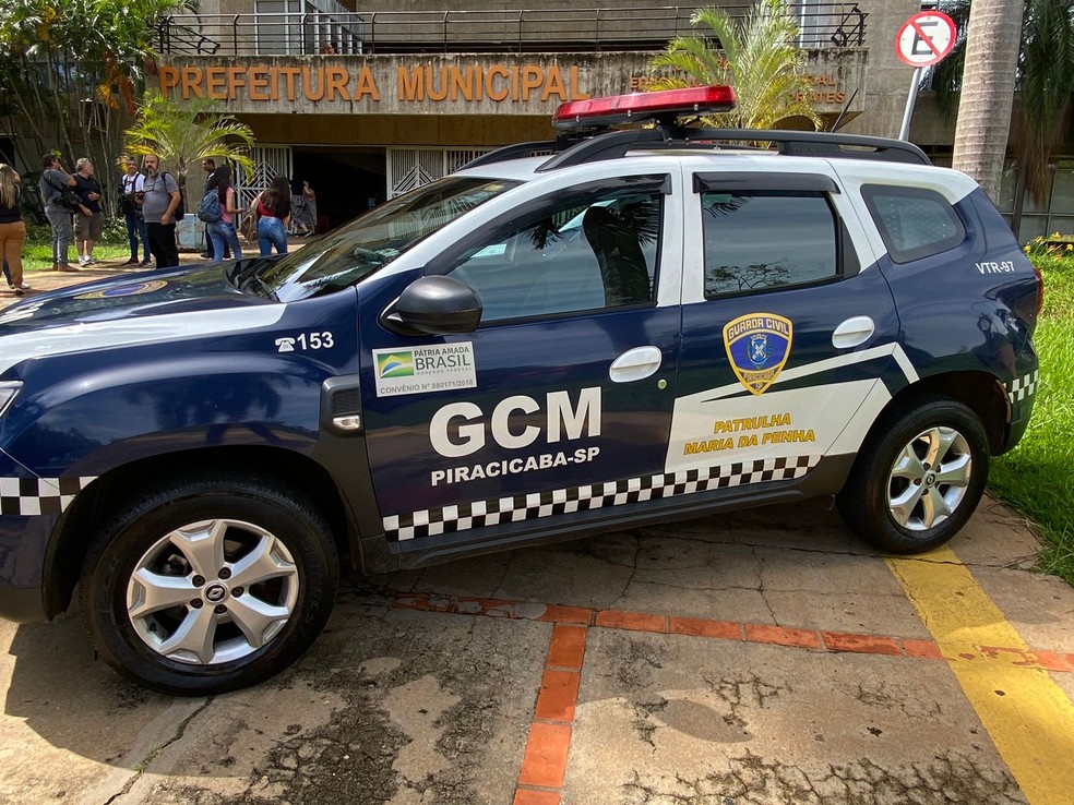 Viatura da Patrulha Maria da Penha em Piracicaba — Foto: Edijan Del Santo/EPTV