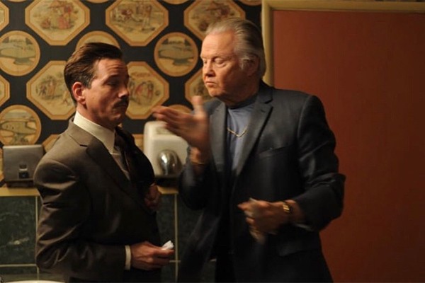 Frank Whaley e Jon Voight em incidente na série Ray Donovan (Foto: reprodução)