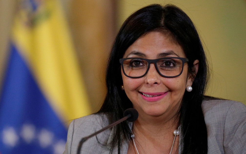 Delcy Rodríguez, vice-presidente da Venezuela, em foto de 2017 — Foto: Reuters/Marco Bello