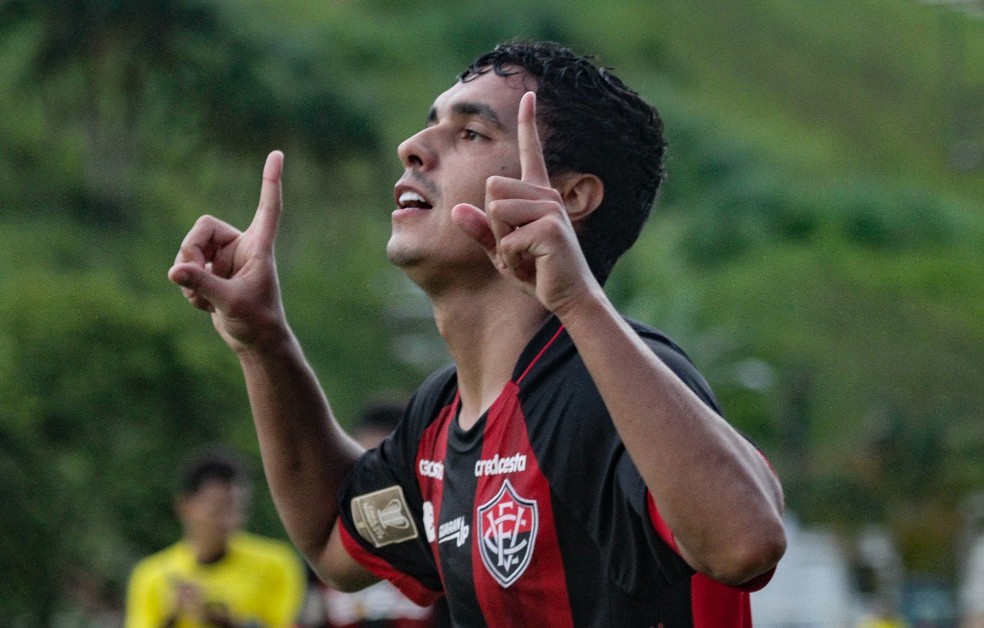 Alisson Farias comemora gol do Vitória contra o River-PI — Foto: Letícia Martins / Divulgação / EC Vitória