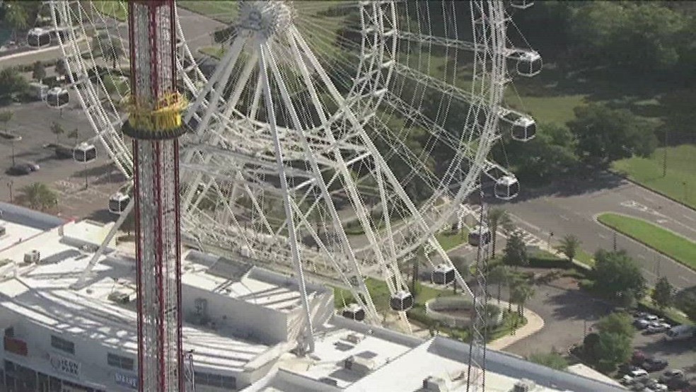 Imagem aérea de parque em Orlando — Foto: Reprodução/NBC