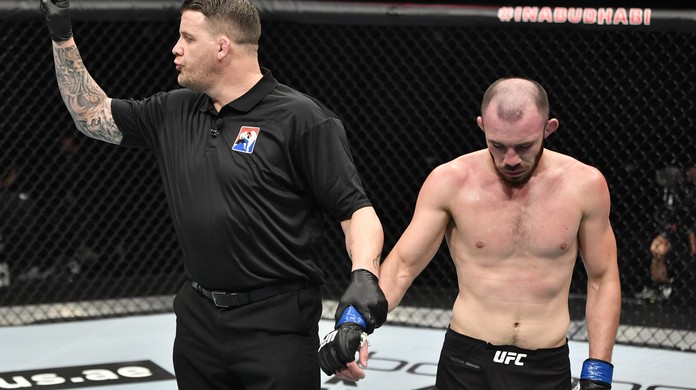 Videos Do Ufc 251 Leo Santos Sofre Com Jogo Sujo Do Adversario Jose Aldo Luta Bem Mas Perde Combate Ge