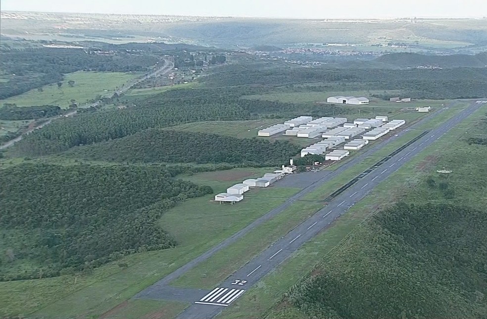 Aerdromo de So Sebastio, onde vai funcionar futuro aeroporto  Foto: TV Globo/Reproduo