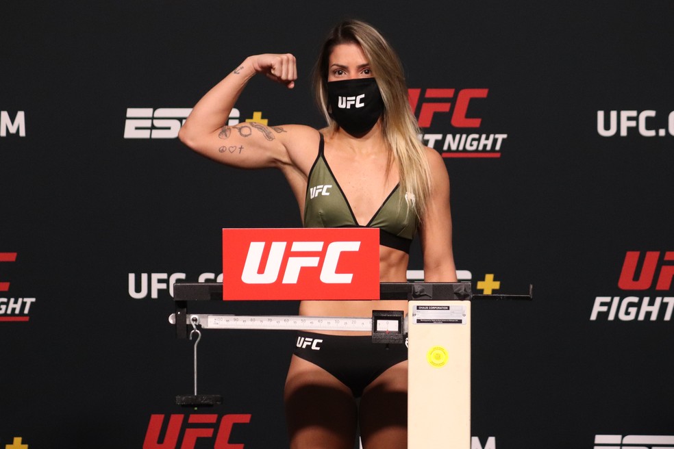 Luana Pinheiro estreia no UFC neste sábado — Foto: Getty Images