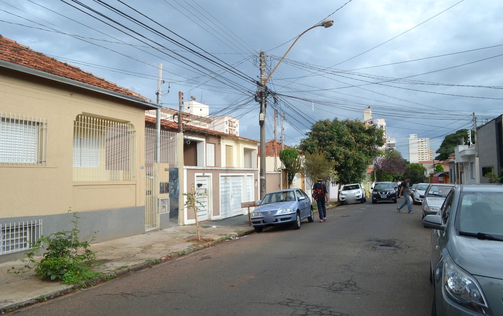 Vizinhos ficaram assustados ao saber do crime em Piracicaba (Foto: Carol Giantomaso/G1)