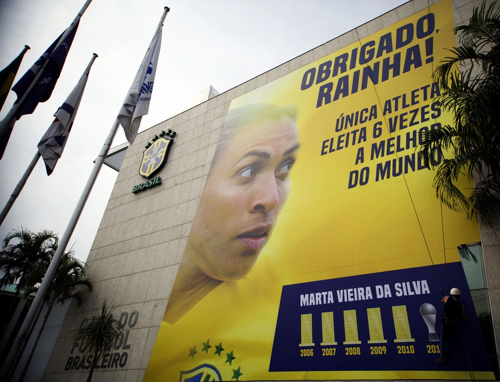 Homenagem a Marta na CBF â Foto: Matheus Guerra / MoWA Press