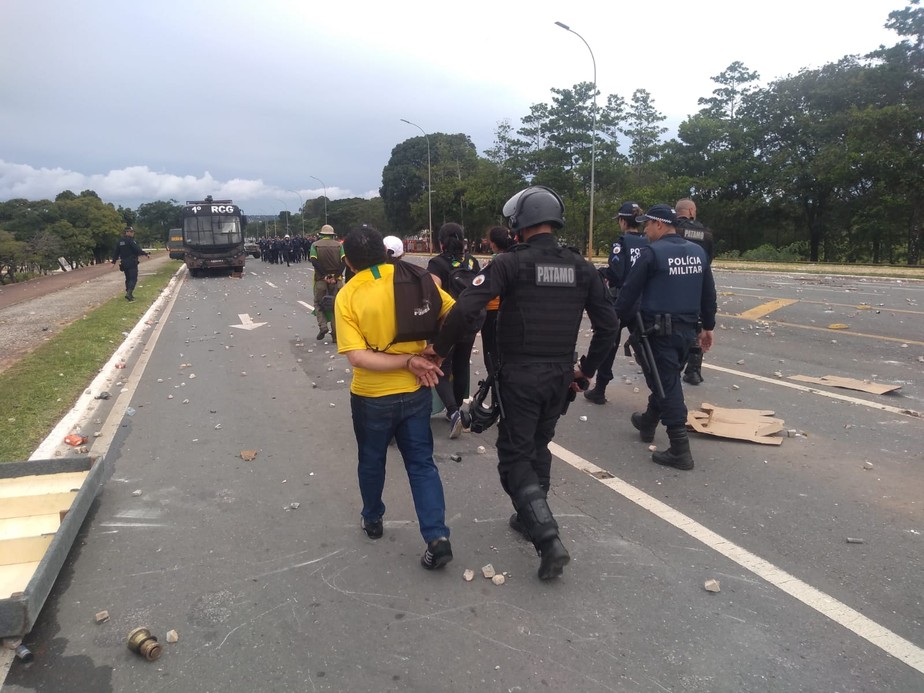 Polícia prende participante de invasão terrorista em Brasília
