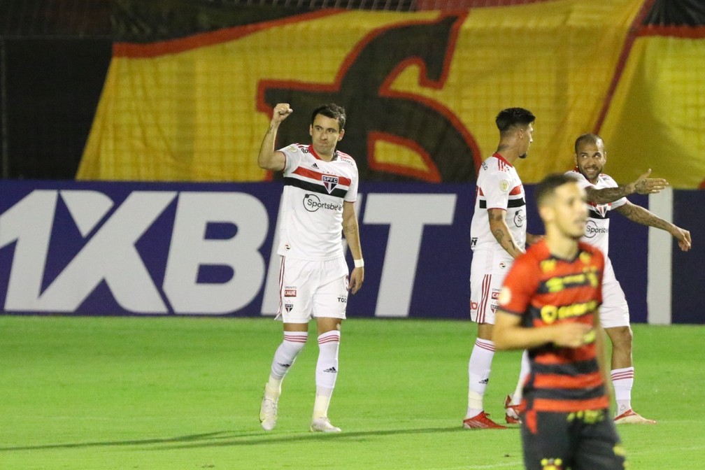 Análise: São Paulo reage bem após eliminação