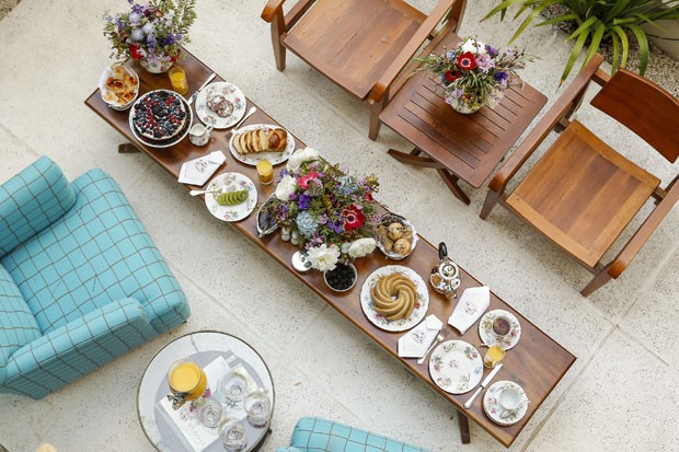 Decoração de mesa: chá da tarde inspirado na primavera (Foto: Julio Acevedo)