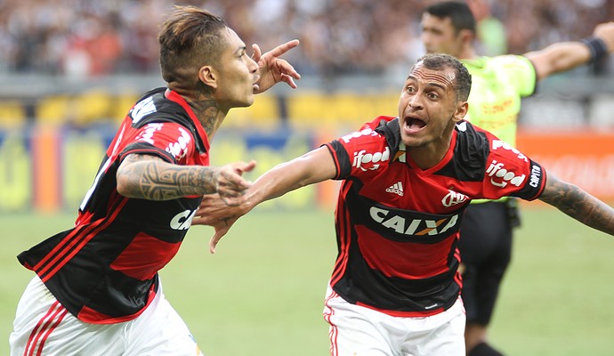 Belletti elogia poder de decisão de Guerrero na reta final do Flamengo