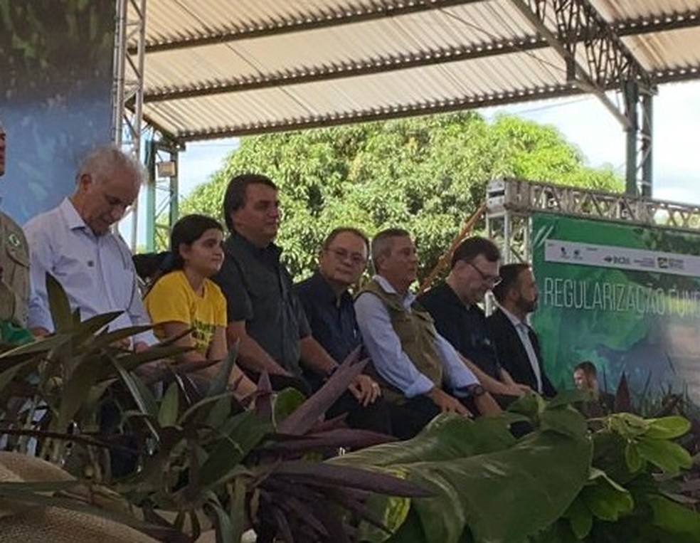 Presidente Bolsonaro participa de entrega de t&iacute;tulos de terra em Paragominas, no Par&aacute;. &mdash; Foto: Risalva Teixeira
