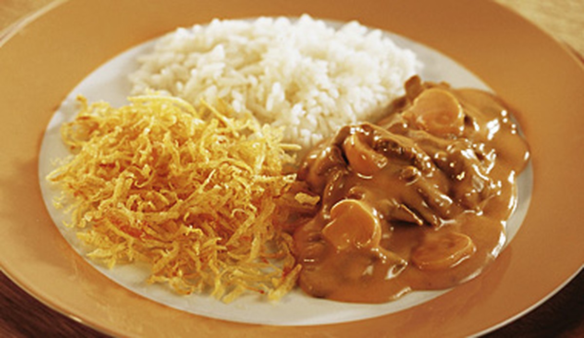 Estrogonofe de carne de boi Almoço rápido YouTube