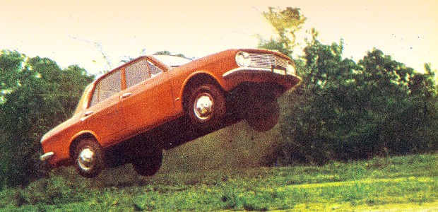 Ford Corcel durante teste da revista Autoesporte de 1968 (Foto: Autoesporte)